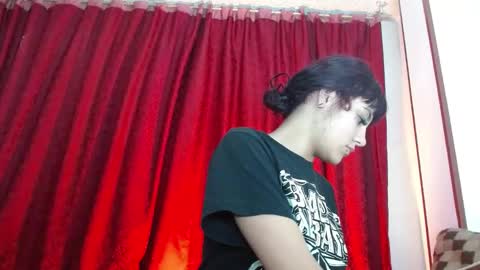 maru miaw   Please help me to reach 100 thumbs up online show from February 23, 2025, 1:21 pm