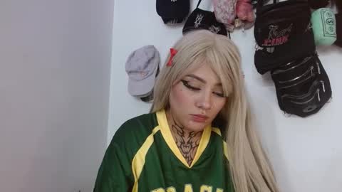 maru miaw   Please help me to reach 100 thumbs up online show from October 4, 2025, 2:09 am