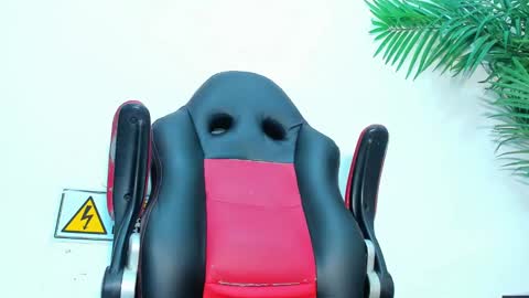 Snapshot of briyit_doll chatting on December 11, 2024, 4:53 pm BRIYIT online show from December 11, 2024, 4:53 pm