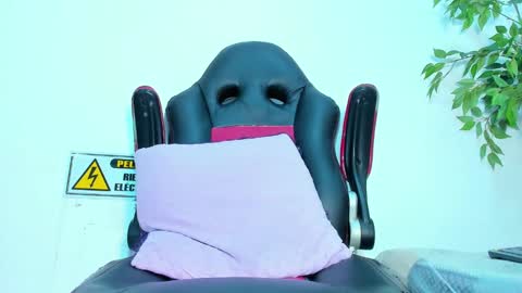 Snapshot of briyit_doll chatting on February 18, 2025, 6:26 am BRIYIT online show from February 18, 2025, 6:26 am