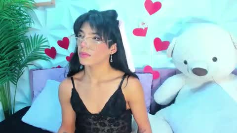 Snapshot of briyit_doll chatting on September 22, 2025, 6:04 am BRIYIT online show from September 22, 2025, 6:04 am