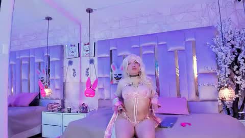     online show from February 19, 2026, 1:51 pm