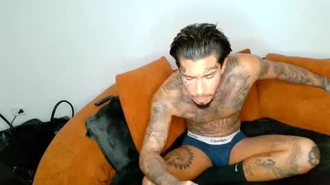 Bronzedink online show from December 18, 2025, 8:48 pm