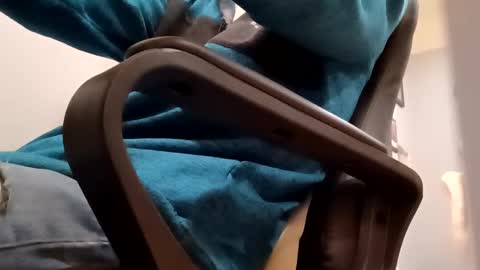 Snapshot of broski2002633810 chatting on February 27, 2025, 4:53 pm broski2002633810 online show from February 27, 2025, 4:53 pm