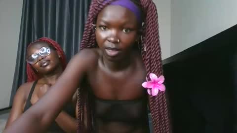 Snapshot of brown_sugar4 chatting on December 4, 2025, 11:46 pm brown_sugar4 online show from December 4, 2025, 11:46 pm