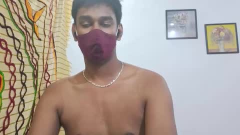 Snapshot of brownguy2505 chatting on February 19, 2026, 2:02 pm brownguy2505 online show from February 19, 2026, 2:02 pm