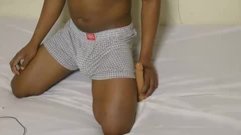 Snapshot of brownguy_ug chatting on February 4, 2026, 9:48 am kevin online show from February 4, 2026, 9:48 am