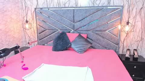 Sara  online show from December 2, 2024, 12:41 am