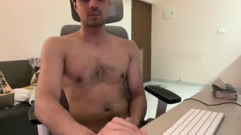 Snapshot of brownmeverick chatting on April 9, 2026, 4:56 pm brownmeverick online show from April 9, 2026, 4:56 pm