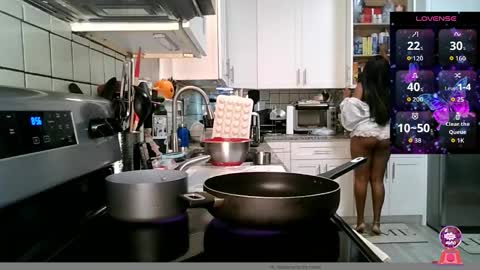 Snapshot of brownsugarcutie3 chatting on December 21, 2025, 1:57 am Brownsuagrcutie online show from December 21, 2025, 1:57 am