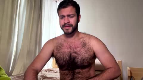 brtiotter online show from September 17, 2025, 8:10 pm
