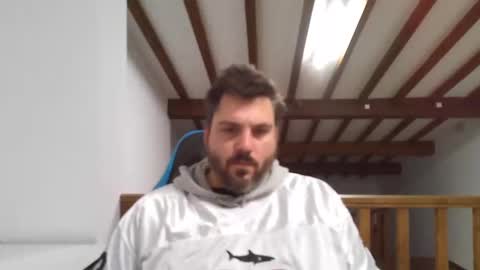 Bruce Wayne online show from January 1, 2025, 6:47 am