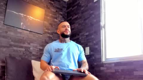 brucedallas online show from September 22, 2025, 1:35 pm