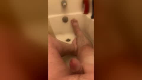 Snapshot of brucejet95 chatting on July 4, 2026, 6:30 am brucejet95 online show from July 4, 2026, 6:30 am