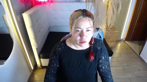 Bruja SCarlata online show from November 22, 2025, 11:09 am