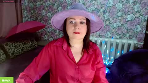 Snapshot of brunette7786 chatting on May 5, 2026, 8:17 pm Julia online show from May 5, 2026, 8:17 pm