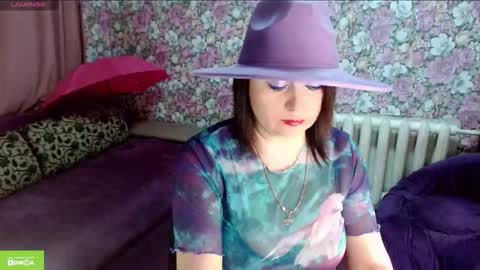 Snapshot of brunette7786 chatting on May 13, 2026, 9:44 pm Julia online show from May 13, 2026, 9:44 pm