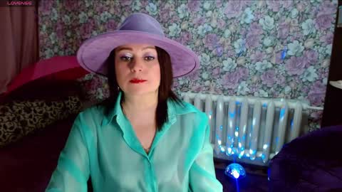 Snapshot of brunette7786 chatting on May 16, 2026, 9:35 pm Julia online show from May 16, 2026, 9:35 pm