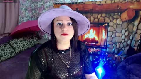 Snapshot of brunette7786 chatting on May 23, 2026, 9:41 pm Julia online show from May 23, 2026, 9:41 pm