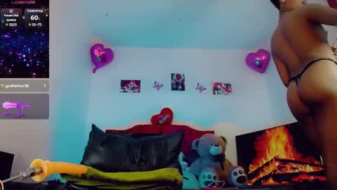 Snapshot of brunettesexy11 chatting on January 20, 2025, 11:35 am ChannelR online show from January 20, 2025, 11:35 am