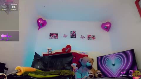 Snapshot of brunettesexy11 chatting on January 30, 2025, 2:36 pm ChannelR online show from January 30, 2025, 2:36 pm