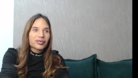 Snapshot of brunettesurprise chatting on January 14, 2026, 5:07 pm Luna online show from January 14, 2026, 5:07 pm