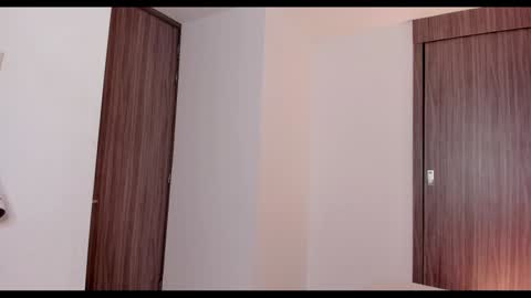     online show from December 2, 2024, 6:54 pm