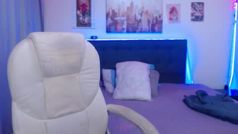 bruno_booss online show from January 7, 2026, 9:39 pm