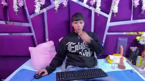 Bruno Cruz online show from November 23, 2025, 2:22 am