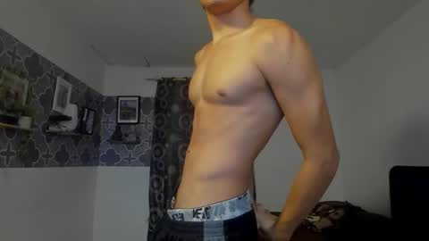 Snapshot of bruno_snow chatting on December 19, 2025, 3:57 am bruno_snow online show from December 19, 2025, 3:57 am