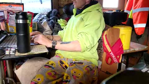 Steve... aka SkinnieDippin aka TimberTramp online show from January 12, 2025, 5:01 pm