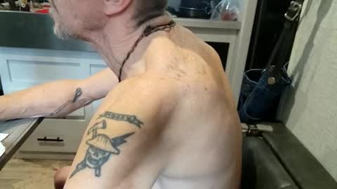 Steve... aka SkinnieDippin aka TimberTramp online show from November 29, 2025, 9:07 pm