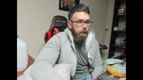 BRUTALMASTER1983 online show from February 25, 2025, 4:57 am