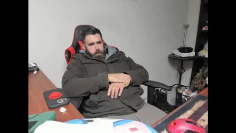 BRUTALMASTER1983 online show from December 18, 2025, 7:53 pm