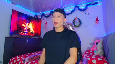 Snapshot of bryam_hot chatting on December 7, 2024, 1:36 am BRYAM INDEPENDENT MODEL online show from December 7, 2024, 1:36 am