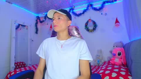 Snapshot of bryam_hot chatting on December 26, 2024, 12:46 am BRYAM INDEPENDENT MODEL online show from December 26, 2024, 12:46 am