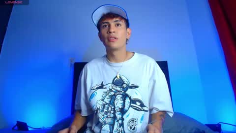 BRYAM INDEPENDENT MODEL online show from November 2, 2025, 2:14 am