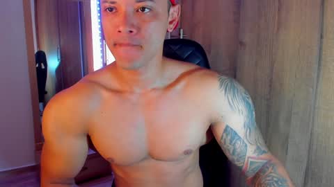 Snapshot of bryan_boy_ chatting on December 20, 2024, 2:49 pm bryan online show from December 20, 2024, 2:49 pm