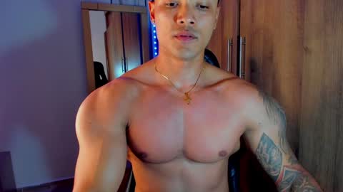 Snapshot of bryan_boy_ chatting on January 23, 2025, 2:55 am bryan online show from January 23, 2025, 2:55 am