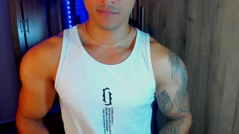 Snapshot of bryan_boy_ chatting on January 30, 2025, 1:11 am bryan online show from January 30, 2025, 1:11 am