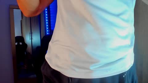 Snapshot of bryan_boy_ chatting on January 31, 2025, 2:37 am bryan online show from January 31, 2025, 2:37 am