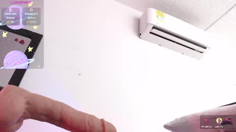 Becky Anders  online show from October 7, 2025, 6:38 pm