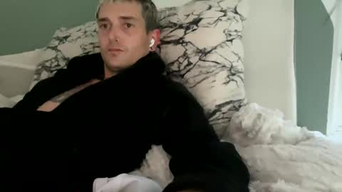 Snapshot of bryjybxxx chatting on November 8, 2025, 1:11 pm bryjybxxx online show from November 8, 2025, 1:11 pm