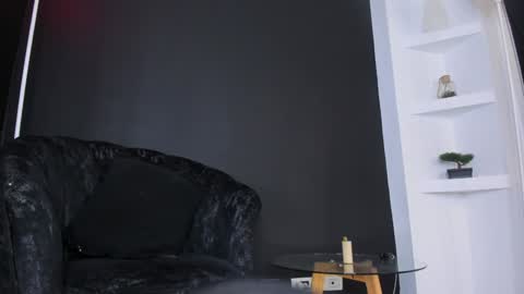 Bryxon  online show from January 10, 2025, 3:39 am