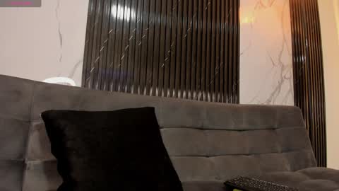 Bryxon  online show from January 26, 2025, 7:21 am