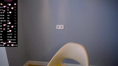 Snapshot of bubbblegum chatting on April 16, 2026, 8:37 am Bubblegum online show from April 16, 2026, 8:37 am