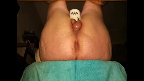 Bubbl3sbutt online show from May 7, 2026, 1:00 am
