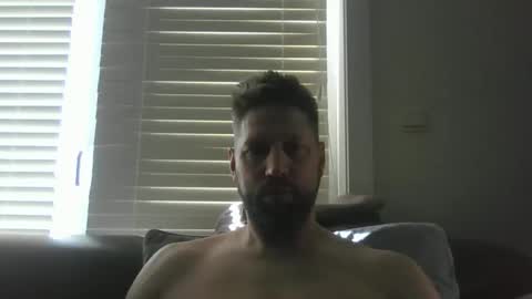 bubblebee1982 online show from May 10, 2026, 6:40 am