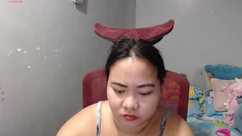 Snapshot of bubblebuttpinay chatting on March 16, 2026, 5:44 am Sunshine online show from March 16, 2026, 5:44 am