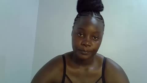 Snapshot of bubbly_ass30 chatting on February 9, 2026, 5:55 am bubbly_ass30 online show from February 9, 2026, 5:55 am